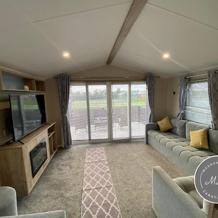 Meadow View 171 - Golden Palm - Central Heating, Wifi, Pet Friendly, Bed Linen - Meadow Lakes Caravan & Lodge Hire Chapel Saint Leonards Kültér fotó