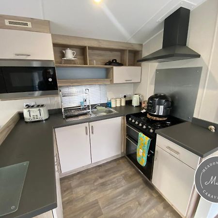 Meadow View 171 - Golden Palm - Central Heating, Wifi, Pet Friendly, Bed Linen - Meadow Lakes Caravan & Lodge Hire Chapel Saint Leonards Kültér fotó